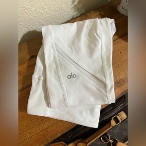 ALO Yoga White Leggings